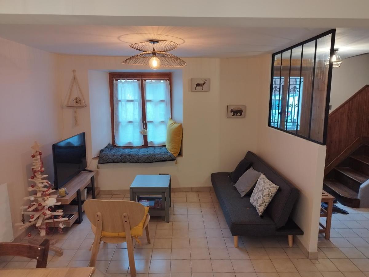 Agreable Maison Au Centre D'Arreau Pour 8 Pers Exterior foto
